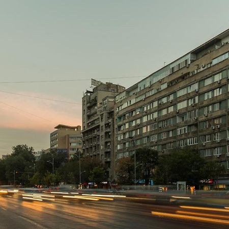 Spacious Downtown Apartment - Old Town Бухарест Экстерьер фото