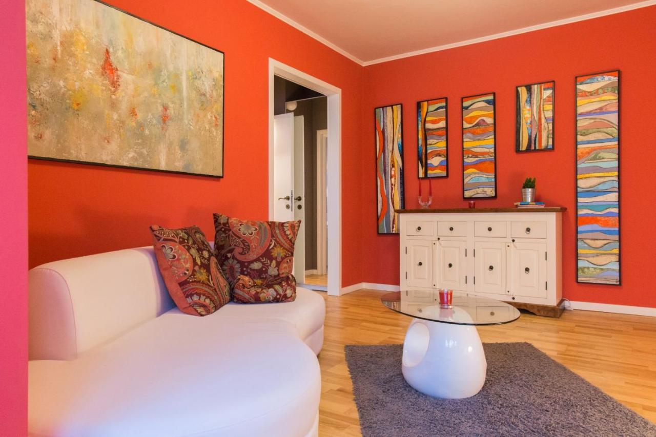 Spacious Downtown Apartment - Old Town Бухарест Экстерьер фото